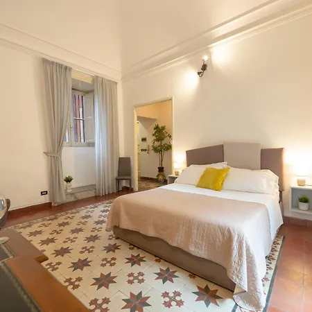 Palazzo Bruca Bed & Breakfast 3*