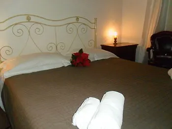 Palazzo Bruca Bed & Breakfast 3*